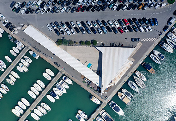 Renting moorings in Port de l'Estartit = Your home port in the Costa Brava 