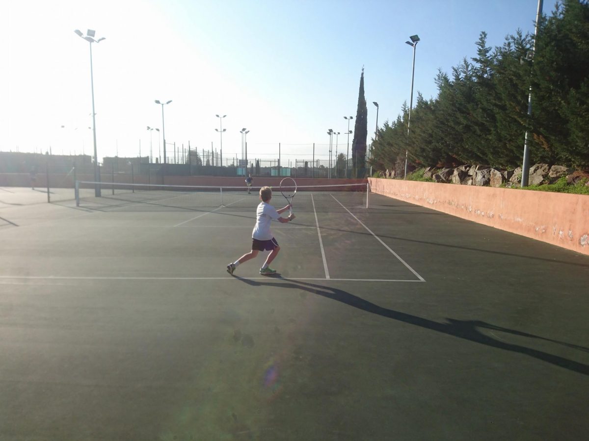 L’equip infantil de tennis encadena tres victóries consecutives!