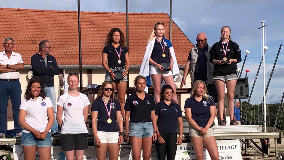 Europeu_juvenil_vela_biscarrosse_classe_europe_podi_femeni