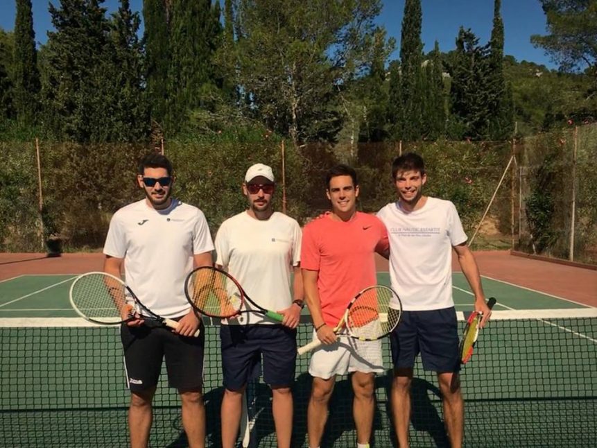 equip de tennis +30