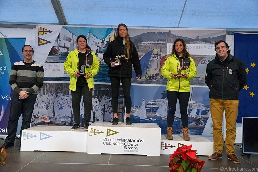 42 Xmas race Palamos_podi femeni